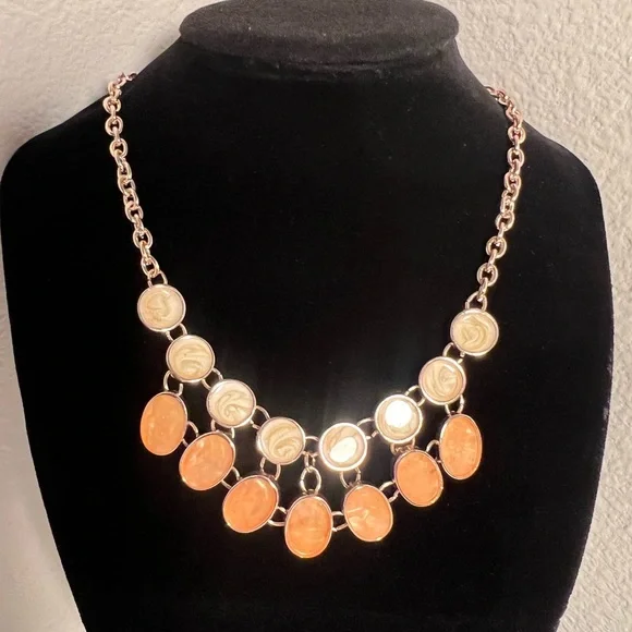 FASHION NECKLACE, “NEW” - Picture 6 of 6